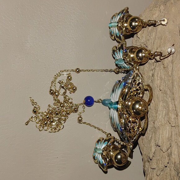 Perfume Butterfly Statement Jewelry Set Necklace Earring Ring Enamel Detailing - Picture 8 of 11